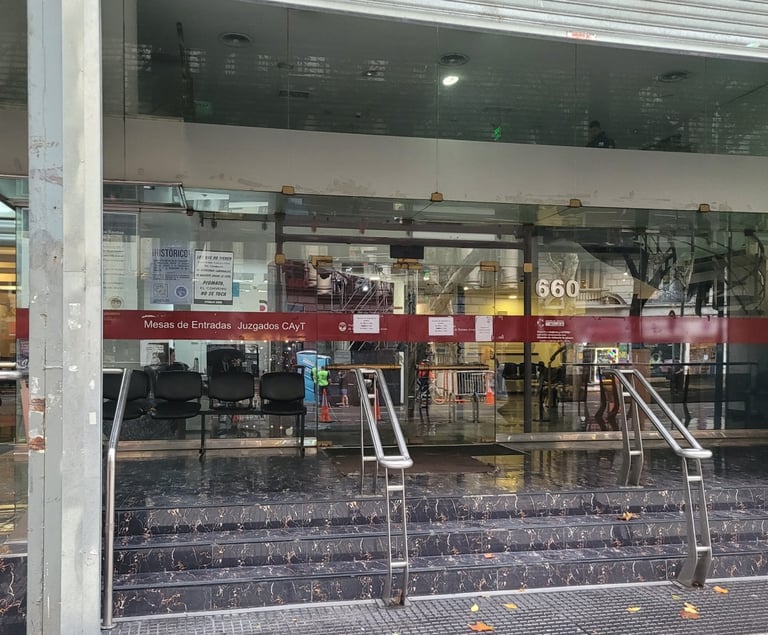 Juzgados CAyT, Av. de Mayo 654, CABA