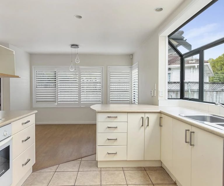 One Tree Hill kitchen renovation before - Revive Builders Auckland