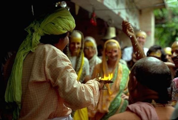Shri Babaji con devoti