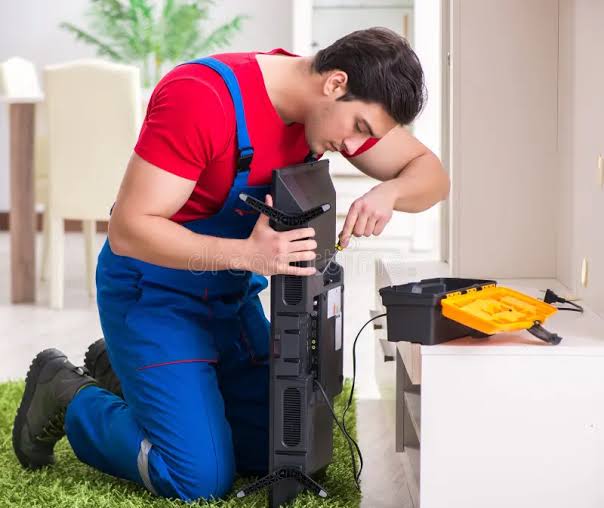 LED TV Repair Hub – Expert LED TV repair service in Delhi NCR with skilled technician & fast support