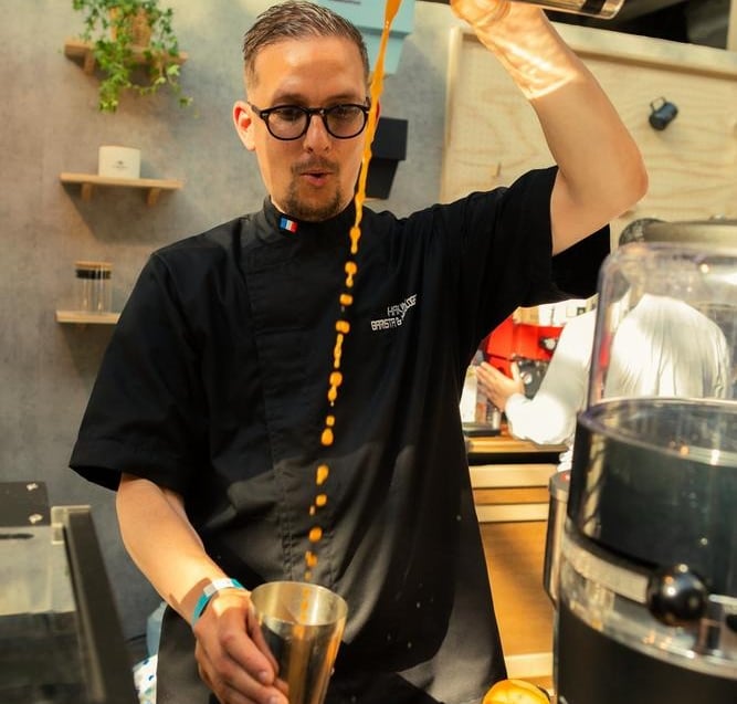 au Paris Café Festival ! show Cuban roll