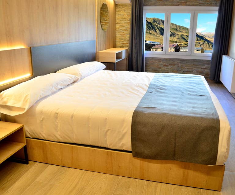 Habitacion doble hotel Catanies en el Pas de la Casa
