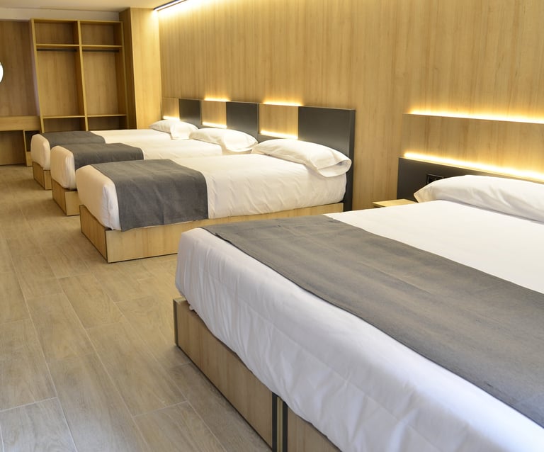 Habitacion quíntuple hotel Catanies en el Pas de la Casa