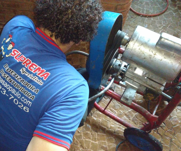 desentupimento com maquinário
