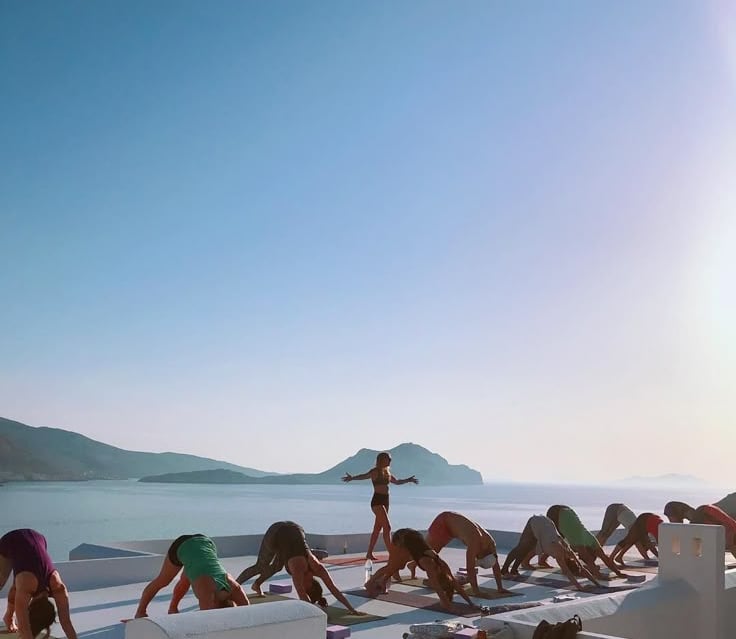 a outdoor fitness workout at a fitness holiday with Elevate Retreats South Africa