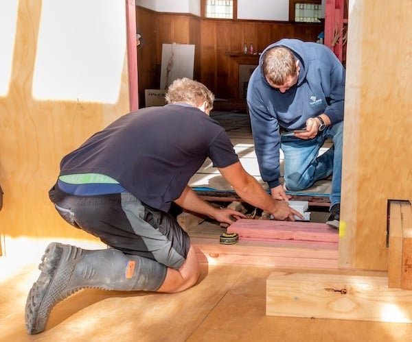 building survival tips from an expert