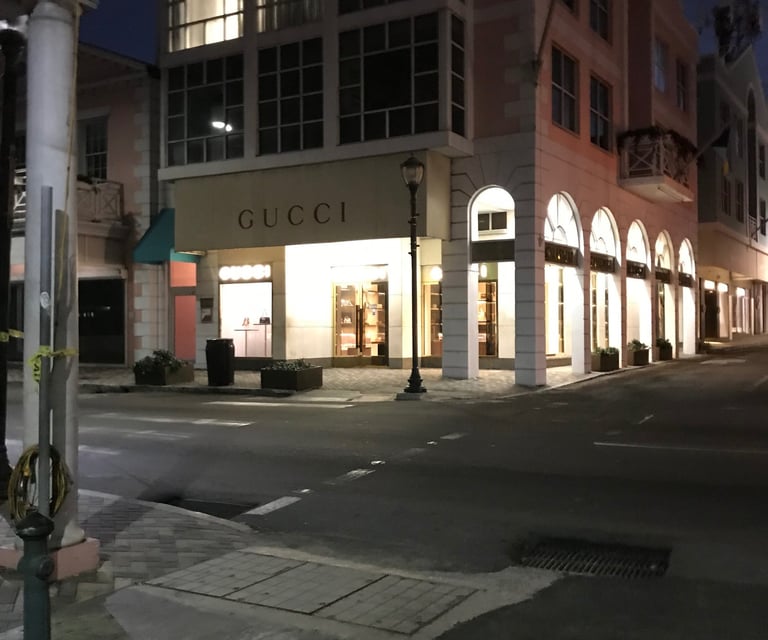 Gucci Bahamas