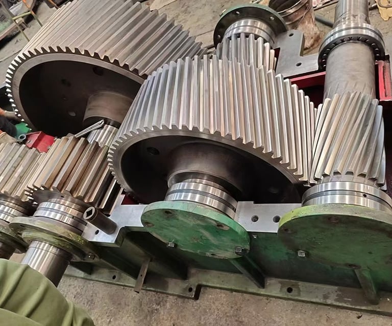 Industrial gearbox assembly and custom power transmission solutions