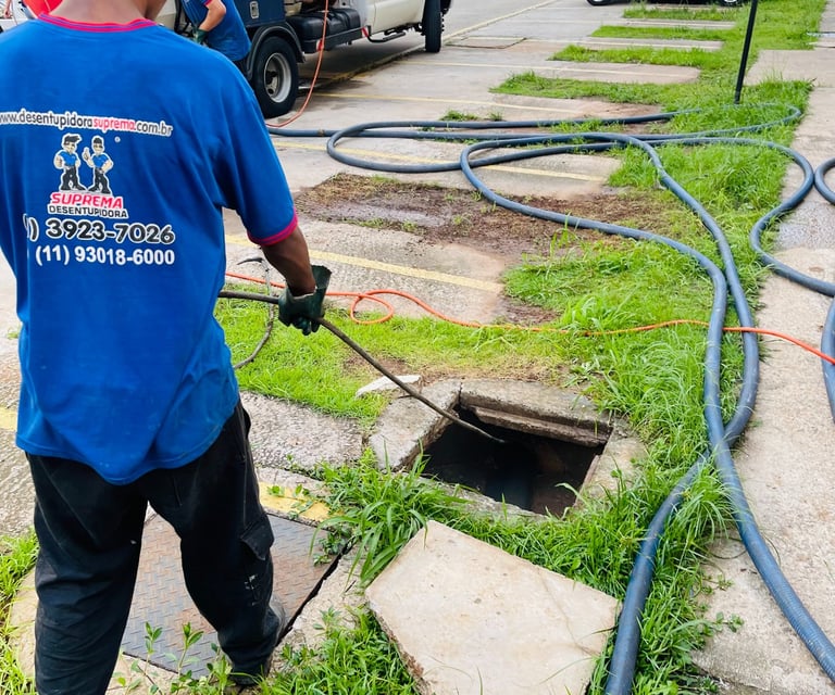 desentupimento de esgoto