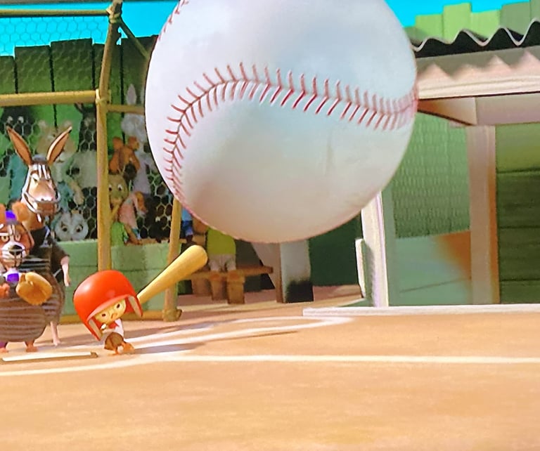 Chicken Little - Little up to Bat