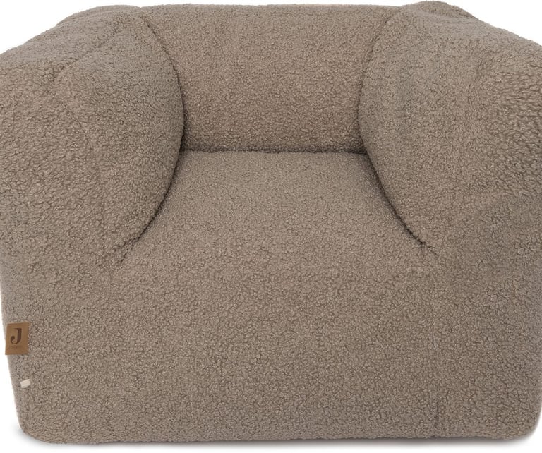 Luxe zachte beige Jollein kinderstoel voor een hippe en warme uitstraling