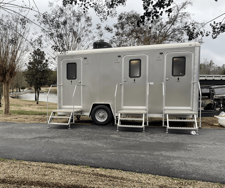 Luxury Restroom trailers Hot Springs