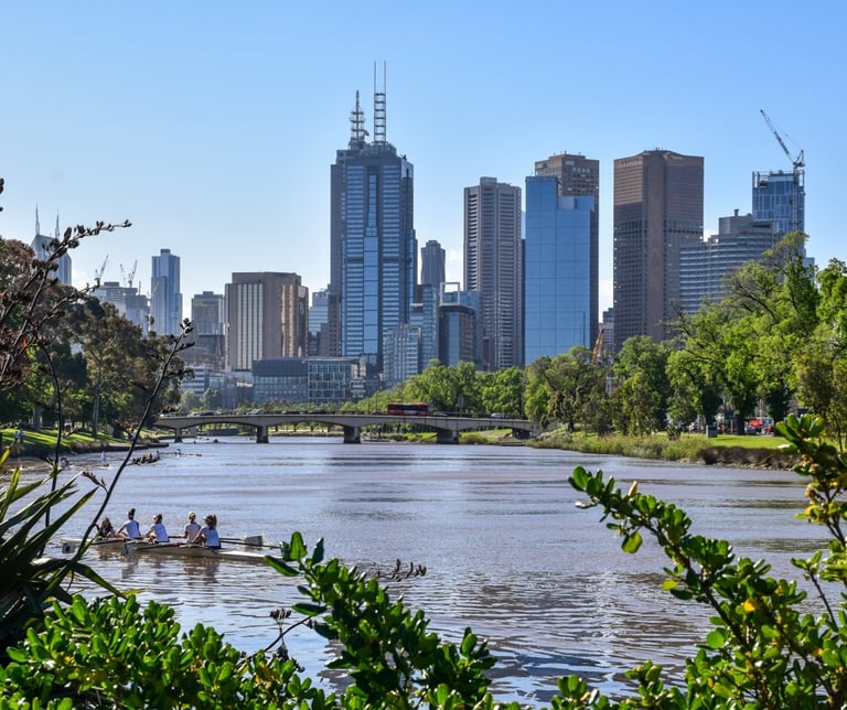 Explore Melbourne - the Yarra River