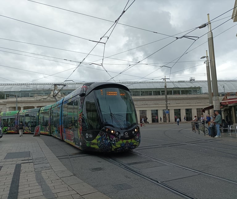 Line Three passes by the Gare de Montpellier