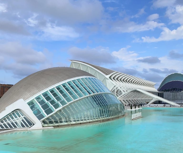 El Hemisfèric y el Museo de las Ciencias Príncipe Felipe en la Ciudad de las Artes y las Ciencias de