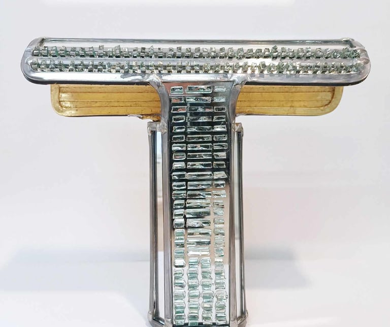 Lampe artisanale en carreaux de verre texturé, design haut de gamme labellisé Fabriqué à Paris.