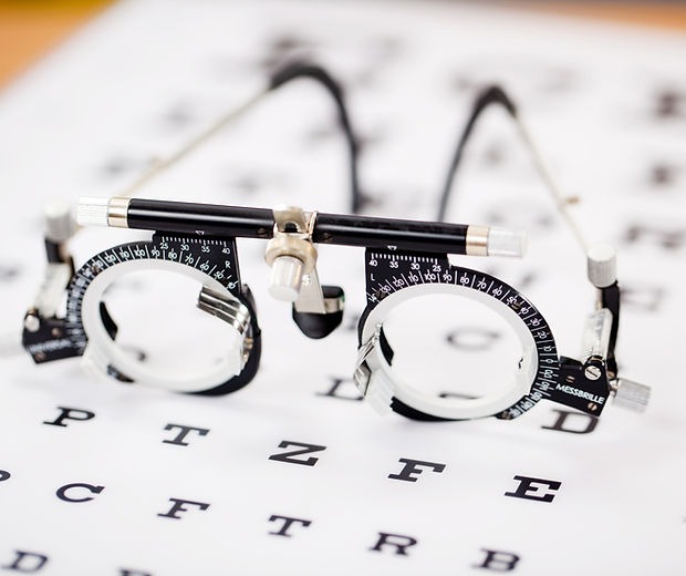 -Optika Damjana - Očala za preverjanje dioptrije