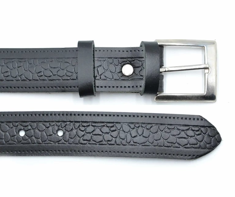 textured leather belt manufactured in Spain