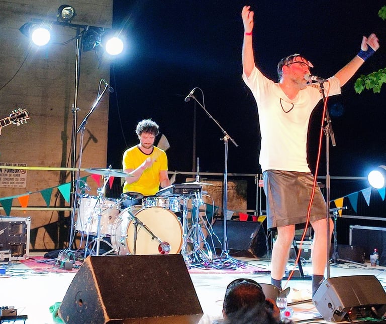 Chanteur Gontard !