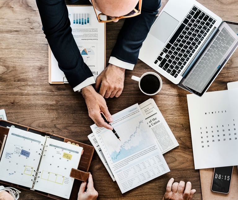 صورة لمكتب تدقيق حسابات مكتب محاسبة معتمد زيادات رأس مال امساك حسابات