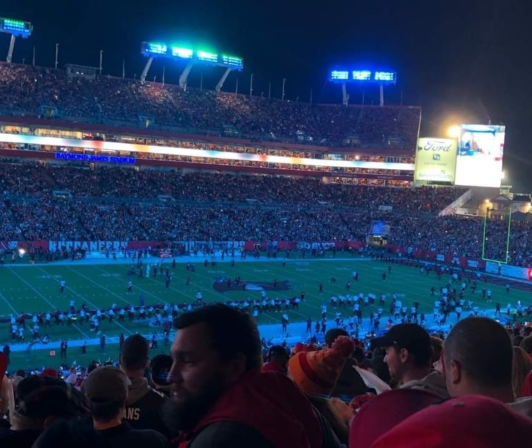 Play off in Tampa v commanders Lights dimmed