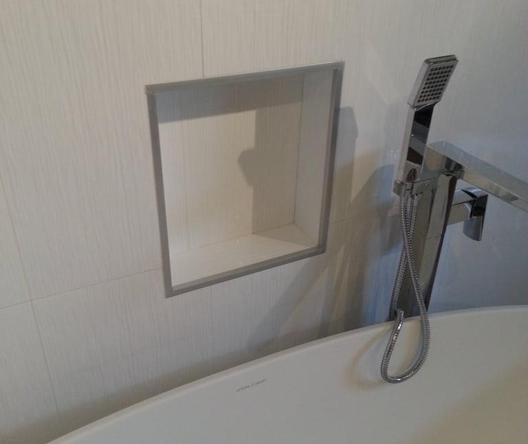 bathroom tiled tub