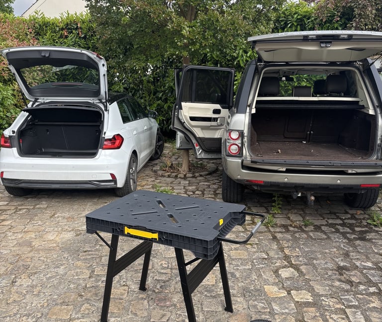 voiture ouverte pour nettoyage 