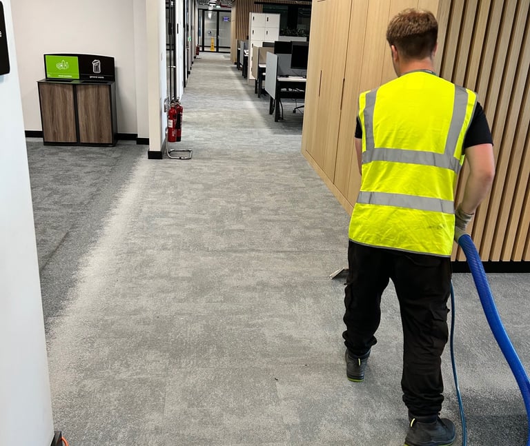 Cleanmax: Professional carpet cleaning with fast drying times.