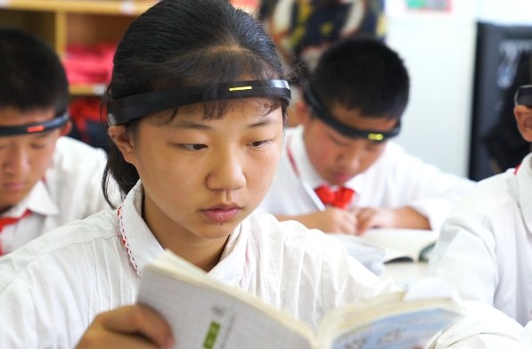 ai-brain-headbands.jpg