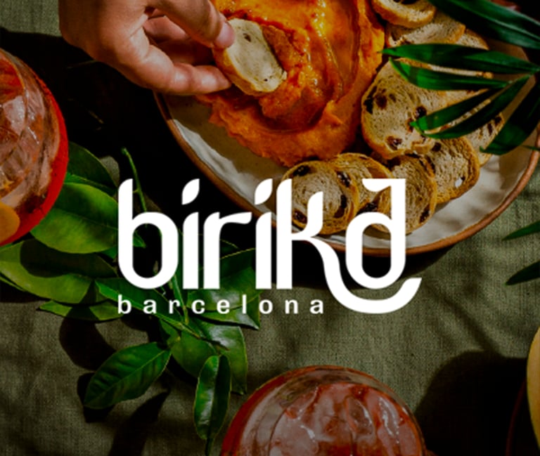 "Diseño de identidad visual y logotipo tipográfico para el bistró contemporáneo Birika."