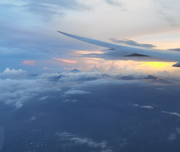 Indonésie vue du ciel ;  Asie Vue d'avion