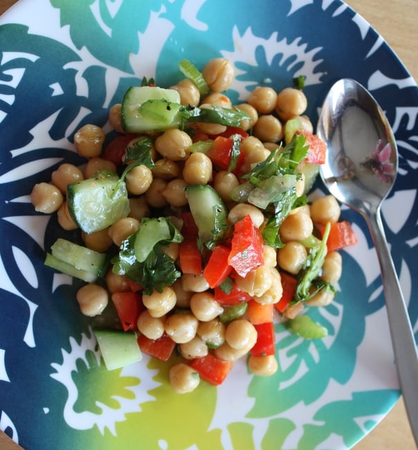 Asian chickpea salad