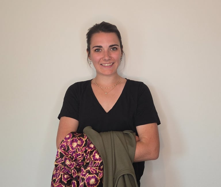 créatrice de tenues sur-mesure