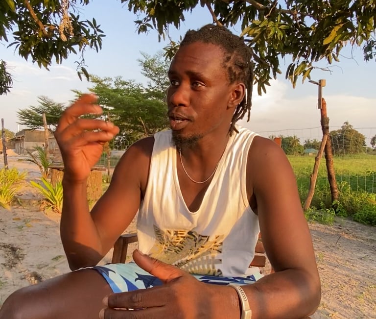 Cheikh, association Bourokk, Référent éducatif engagé, il incarne l’esprit du village