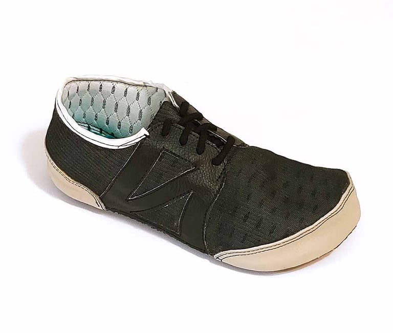 Minimalist running shoes AIRY BASE