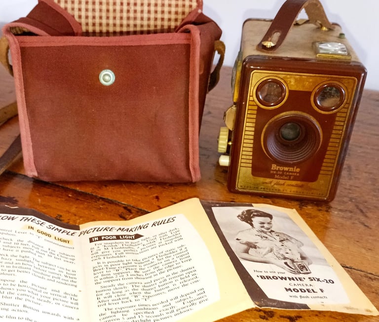 Vintage Kodak Brownie Camera with bag and instructions