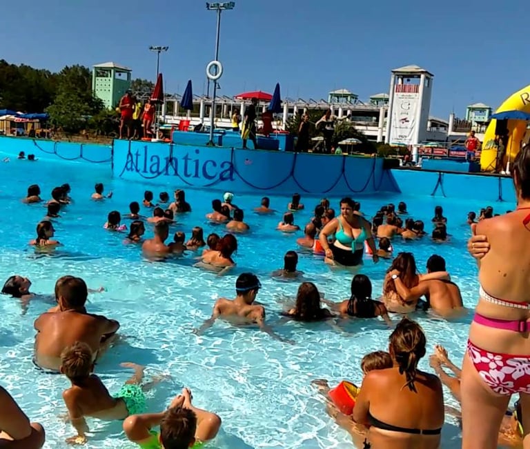 Piscina Onde Cesenatico, Atlantica