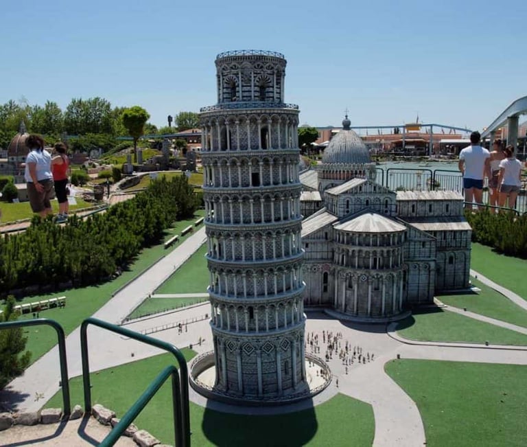 Torre di pisa, Italia in miniatura, cultura a Rimini, eventi, parchi tematici