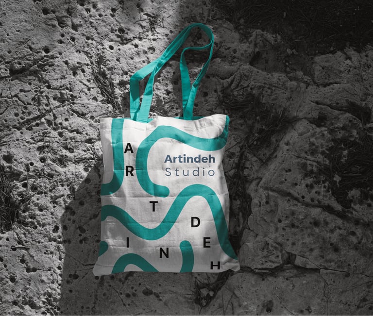 Artindeh Tasche mit Logo