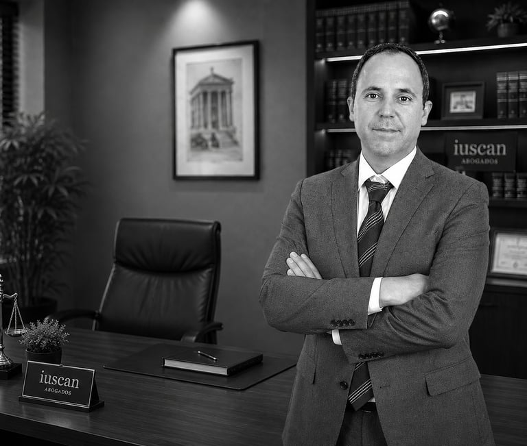 Emilio Ruano Alejandro abogado de Iuscan Abogados especializado en derecho laboral, familia y derech