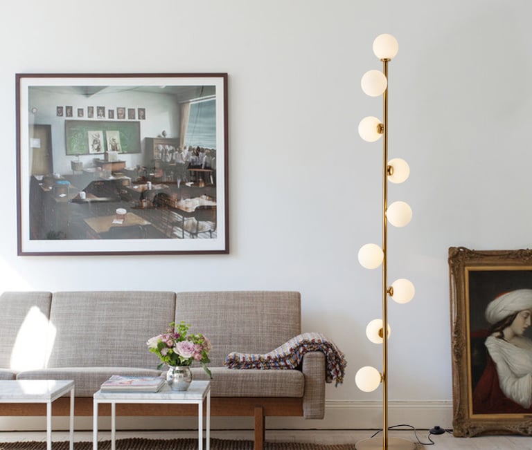 MNK-FL164 Floor Lamp, LED Floor Lamp, Contemporary Modern Matte Glass Ball Lamp with 9 Lights