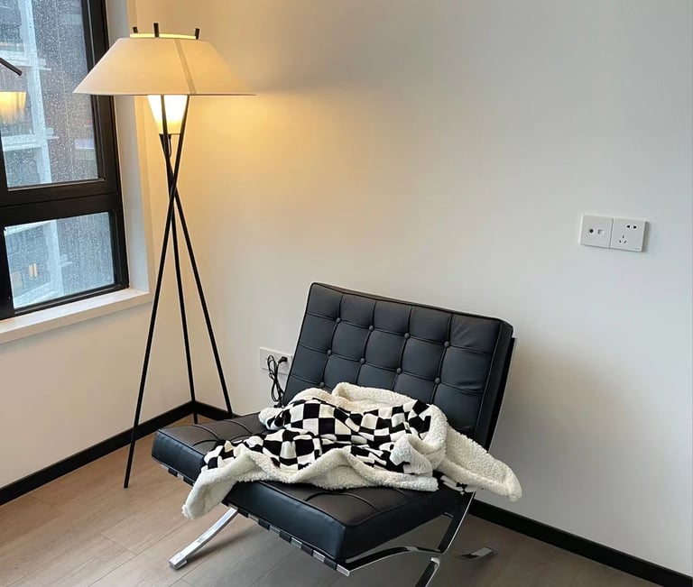 MNK-FL137 carins tripod stehleuchte stoff