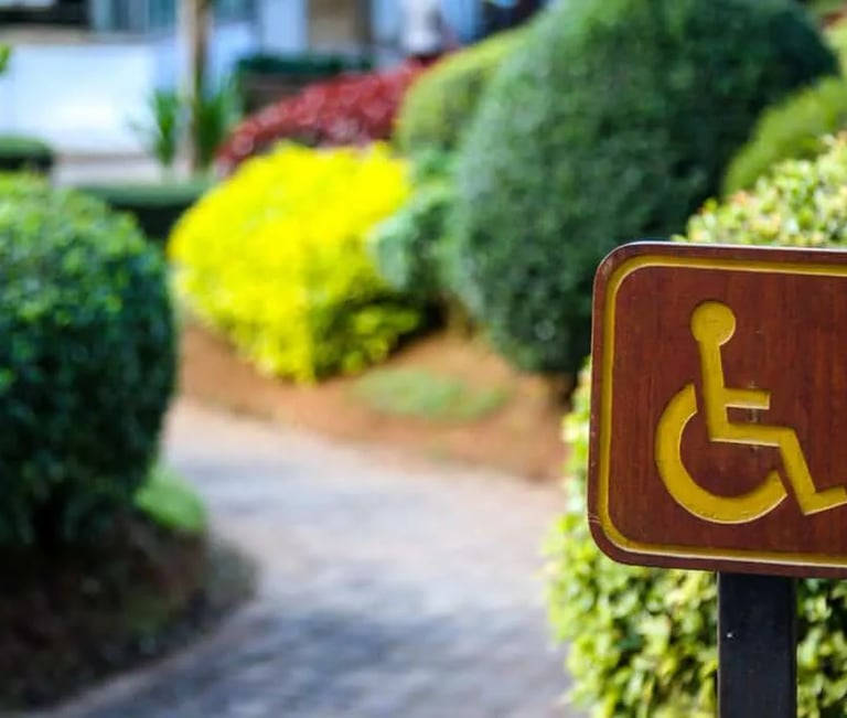 a sign that says,'accessible parking sign for wheelchairs