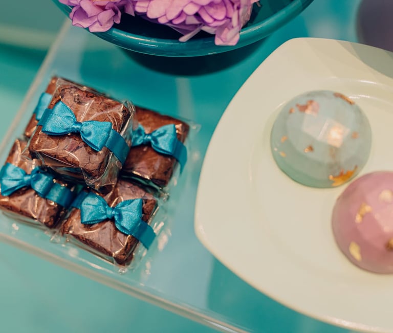 Brownie gourmet recheado da Petit Gourmet para aniversário infantil no Rio de Janeiro