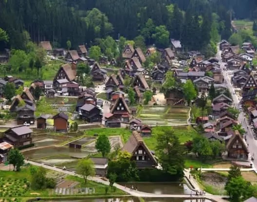Panoramic view of historic Shirakawa-go village from the viewpoint