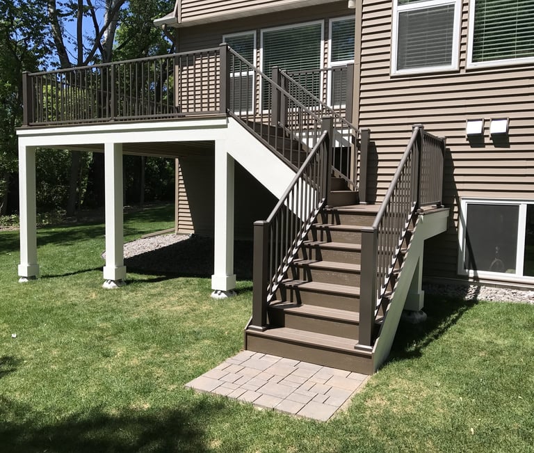 Custom Deck Minnetonka, MN