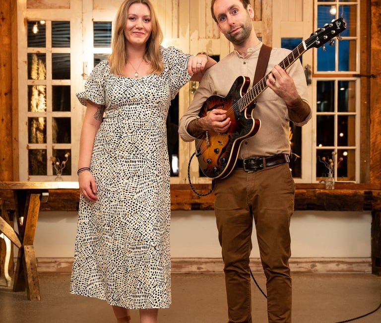 Wedding Music Duo Female and Male Harmonies Cheshire | Han & Stu