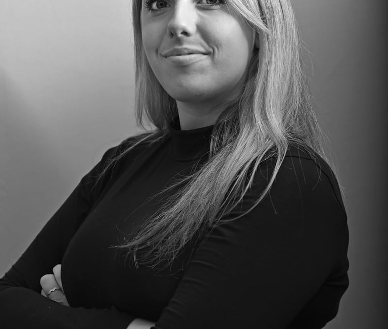 Black and White headshot Emily Haynes 