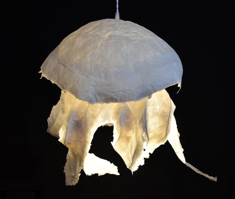 méduse géante sculpture lumineuse