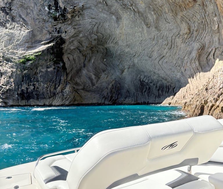 Excursión en barco privado por calas de Mallorca - alquiler todo el día